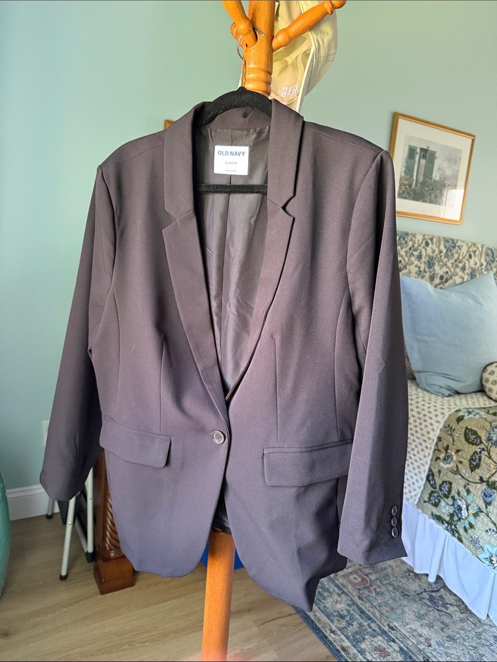 Old Navy Women’s PETITE black single-button oversized blazer